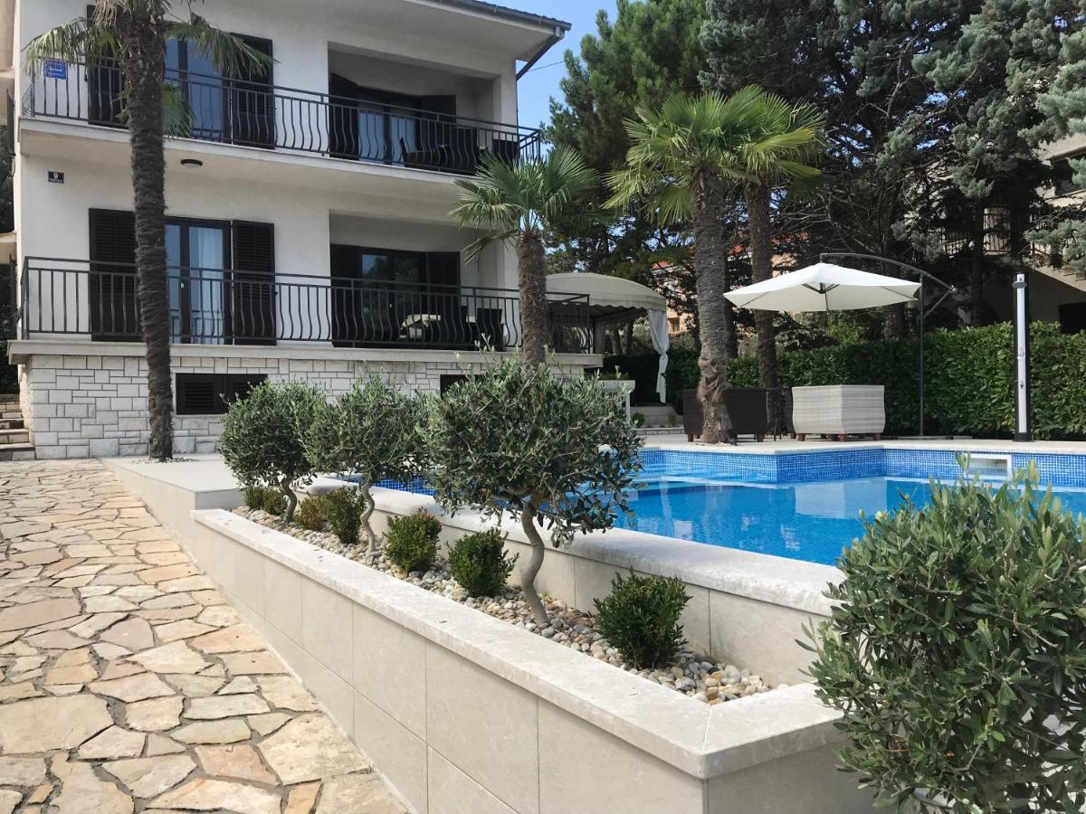 Villa Haus Tanja à Malinska Extérieur photo