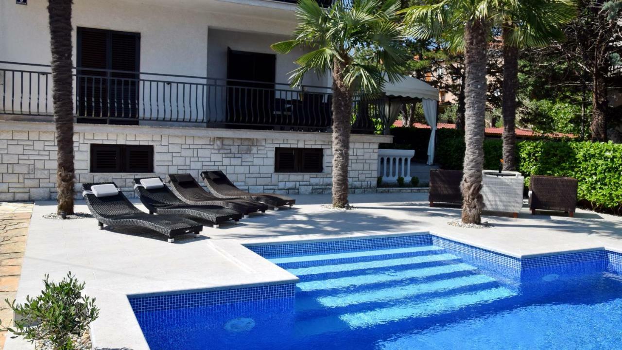 Villa Haus Tanja à Malinska Extérieur photo