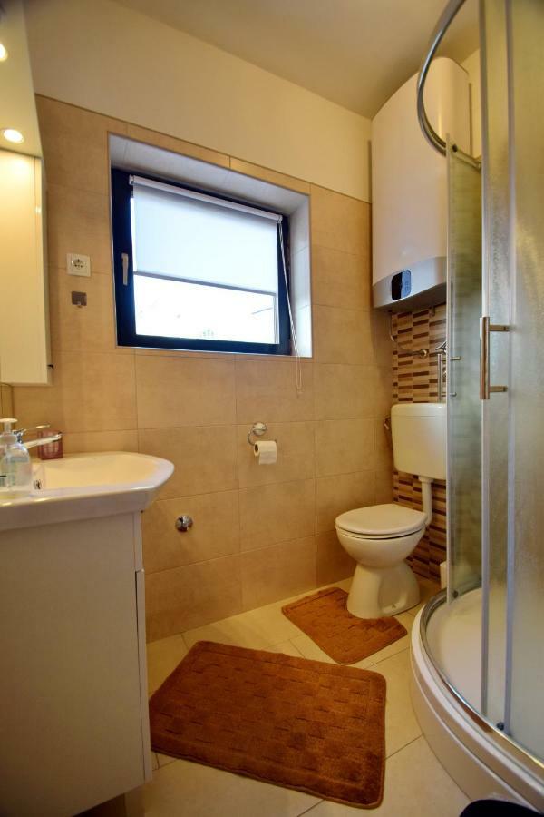 Villa Haus Tanja à Malinska Extérieur photo